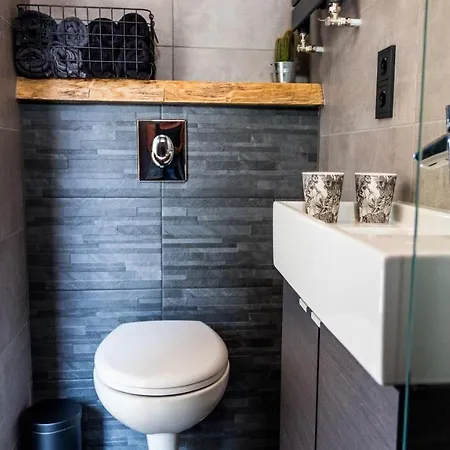 Joeys Place Bed & Breakfast